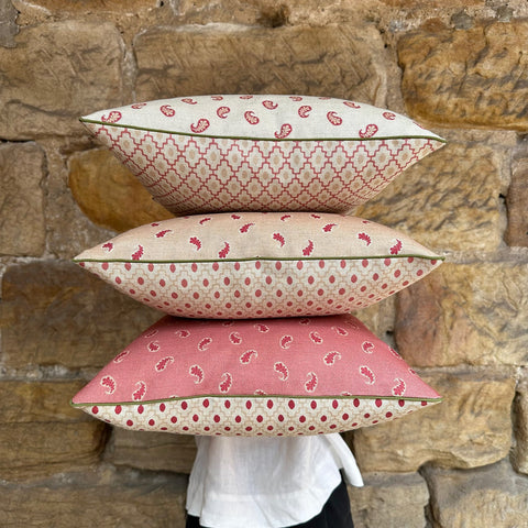 Cushions - Paisley Pale Pink
